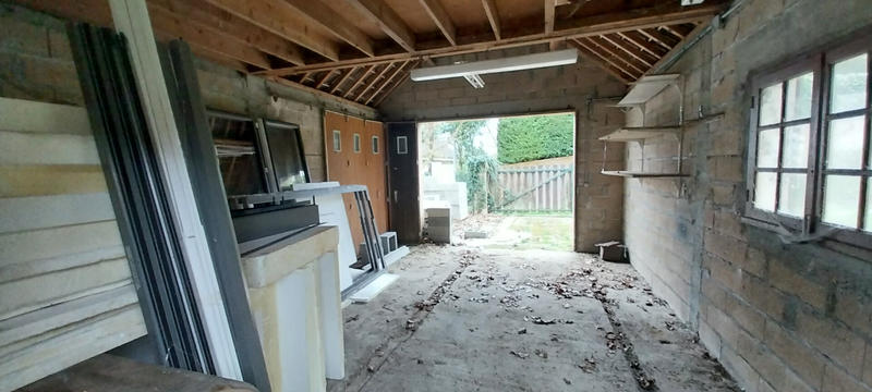 Maison - 820 m² - 1 pièce