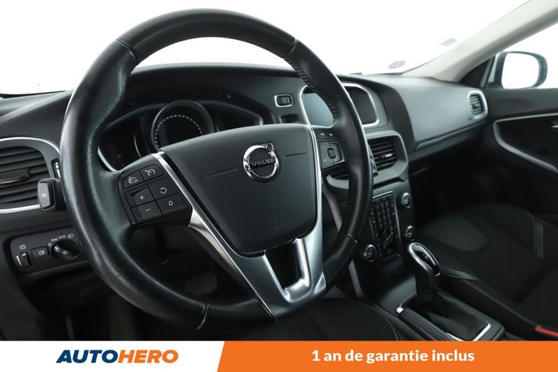 Volvo V40 1.5 T2 Momentum Business Geartronic 6 122 ch
