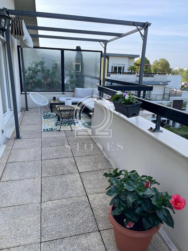 Appartement - 92 m² - 4 pièces