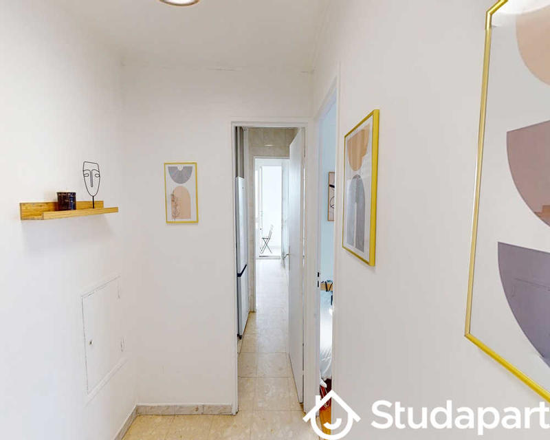 Chambre - 70 m² - 1 pièce