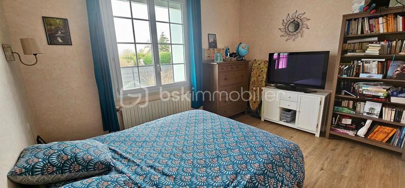 Maison - 210 m² - 9 pièces