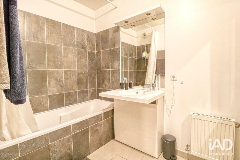 Appartement - 75 m² - 3 pièces