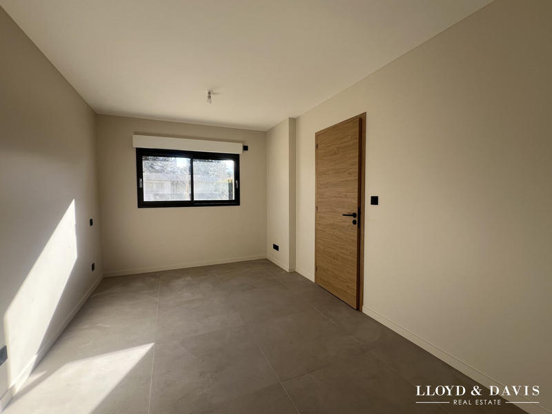 Maison - 102 m² - 4 pièces