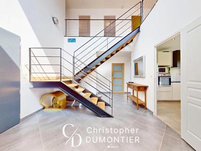 Maison - 205 m² - 6 pièces