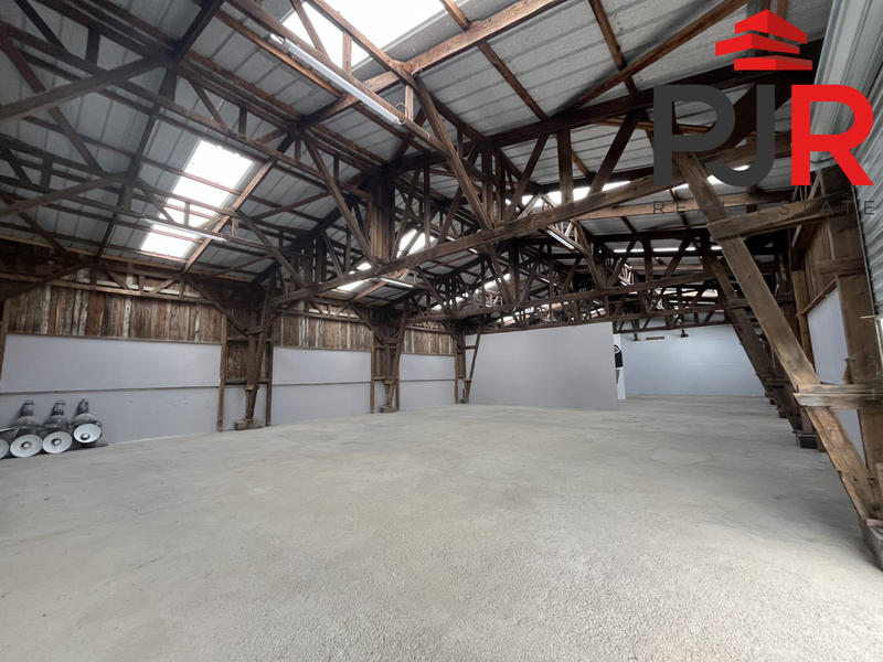 Local d'activités - 434 m²