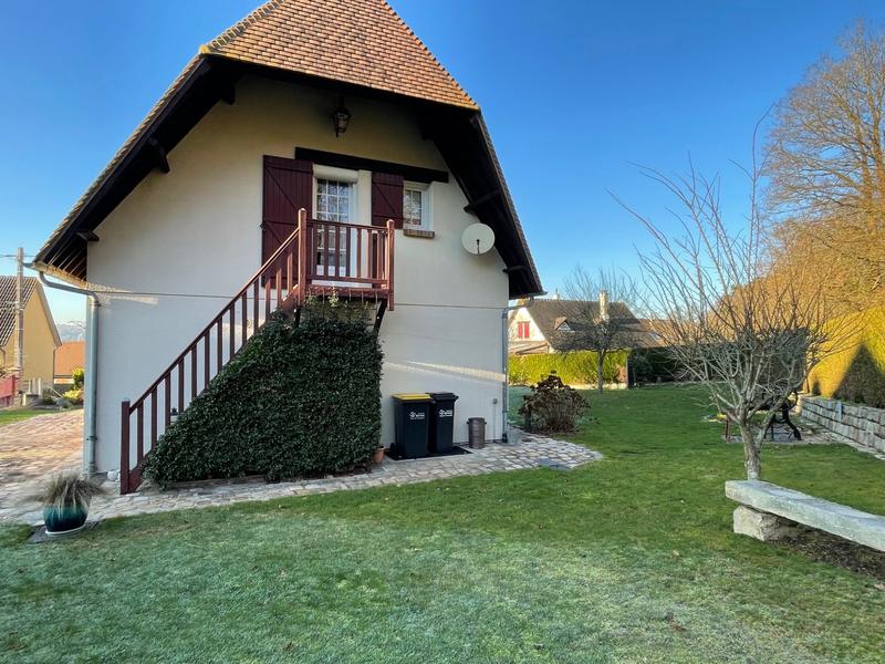 Maison traditionnelle - 105 m² - 5 pièces