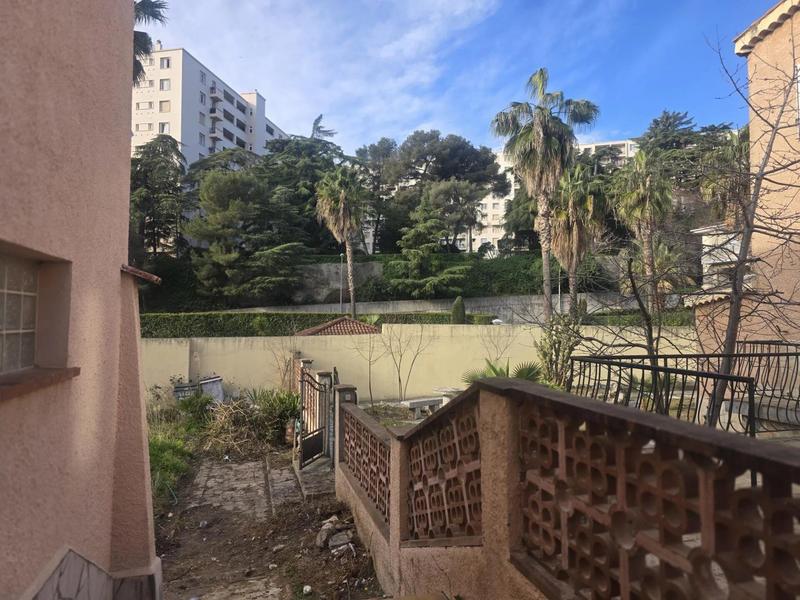 Appartement - 84 m² - 3 pièces