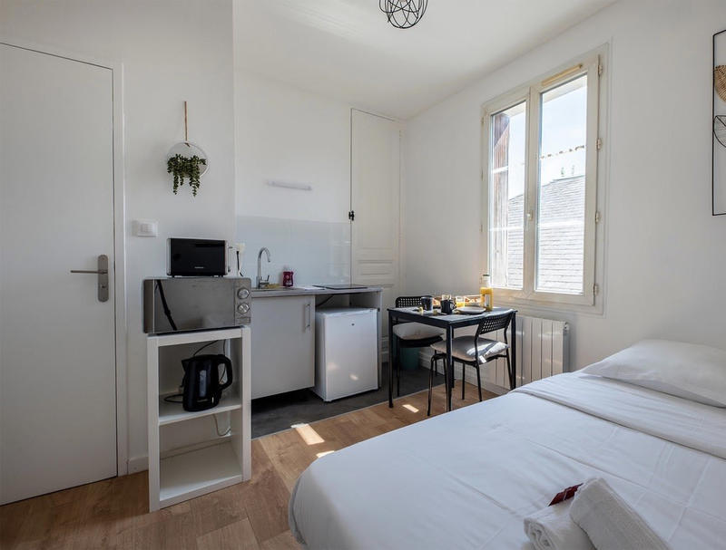 Immeuble - 87 m² - 6 pièces