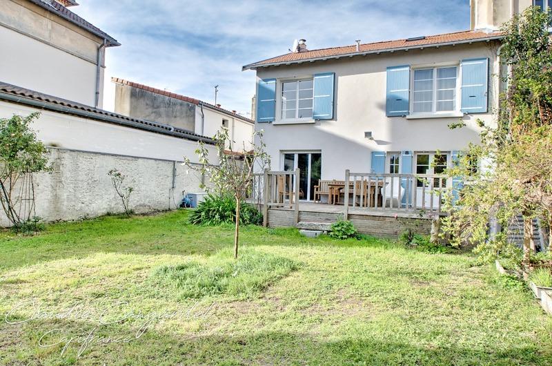 Maison - 155 m² - 6 pièces