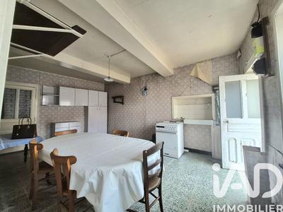 Maison de village - 210 m² - 3 pièces