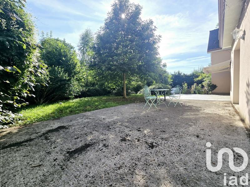 Maison - 195 m² - 8 pièces