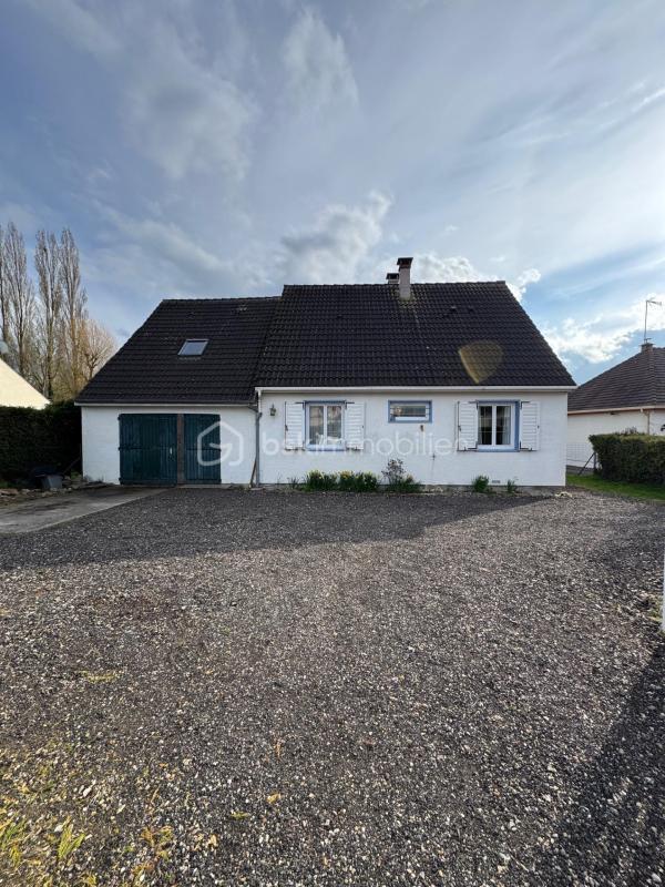 Maison - 93 m² - 5 pièces