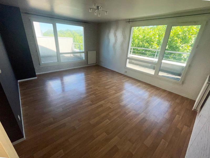 Appartement - 81 m² - 4 pièces