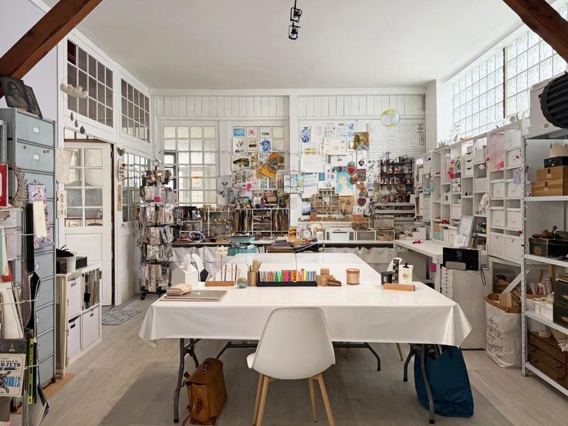 Loft - 471 m² - 8 pièces