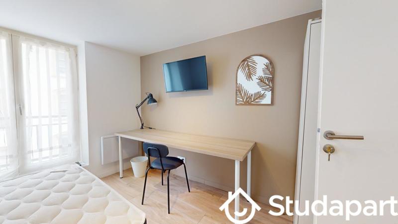 Chambre - 12 m² - 1 pièce