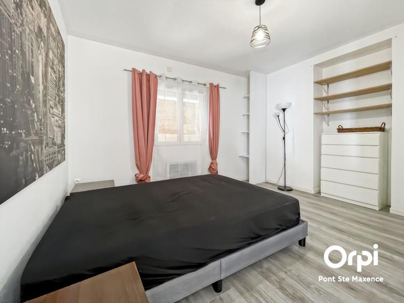 Appartement - 93 m² - 3 pièces