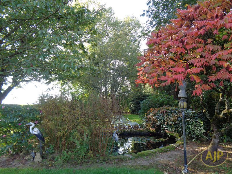 Maison - 147 m² - 8 pièces