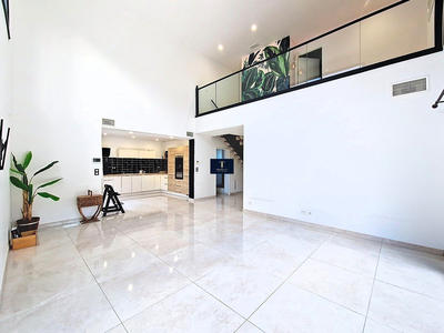 Maison contemporaine - 134 m² - 6 pièces