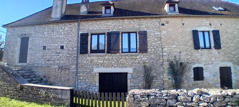 Maison - 179 m² - 6 pièces