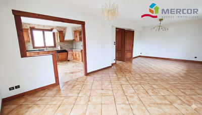 Maison - 92 m² - 4 pièces