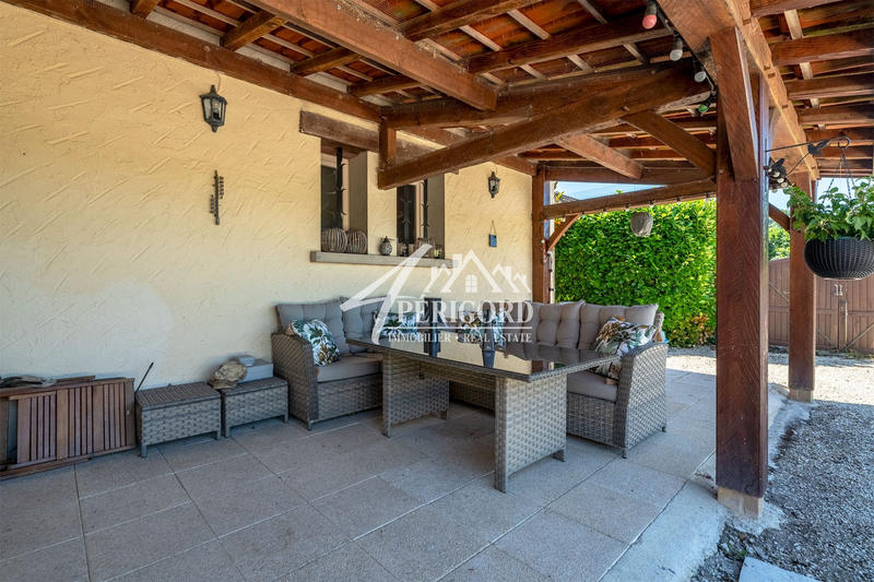 Maison traditionnelle - 145 m² - 6 pièces