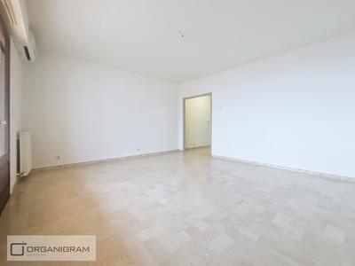 Appartement - 77 m² - 3 pièces
