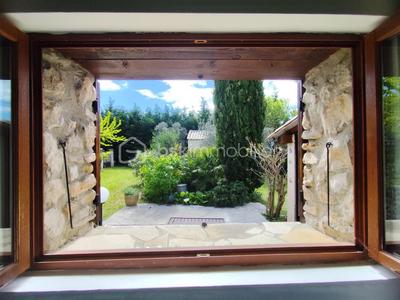 Maison en pierre - 80 m² - 3 pièces