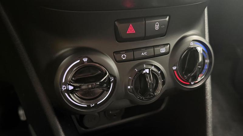 Peugeot 2008 1.2 110 Cross Urban / 2eme Main Distri Neuve