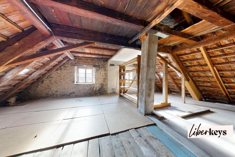 Maison - 122 m² - 6 pièces