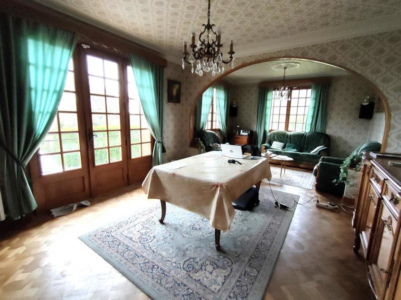 Maison - 142 m² - 7 pièces