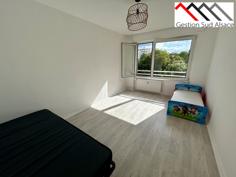 Appartement - 75 m² - 3 pièces