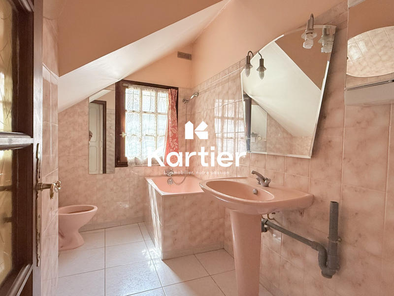 Appartement - 250 m² - 7 pièces