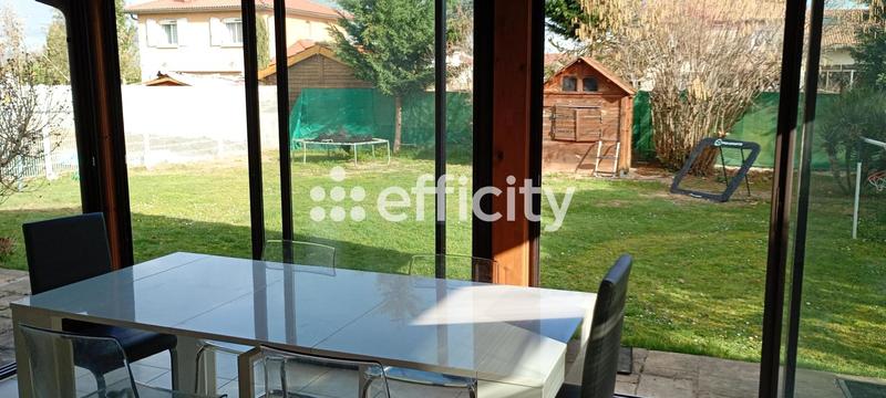 Villa - 185 m² - 6 pièces