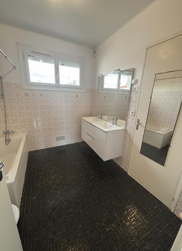 Maison de ville - 133 m² - 5 pièces