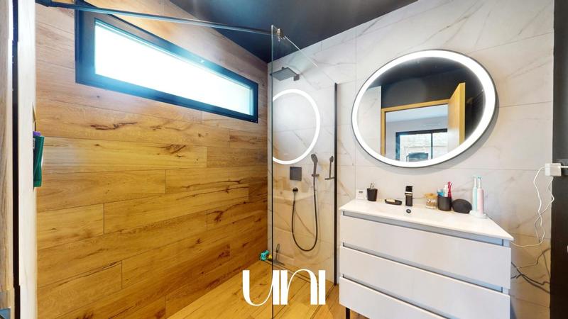 Maison - 162 m² - 5 pièces