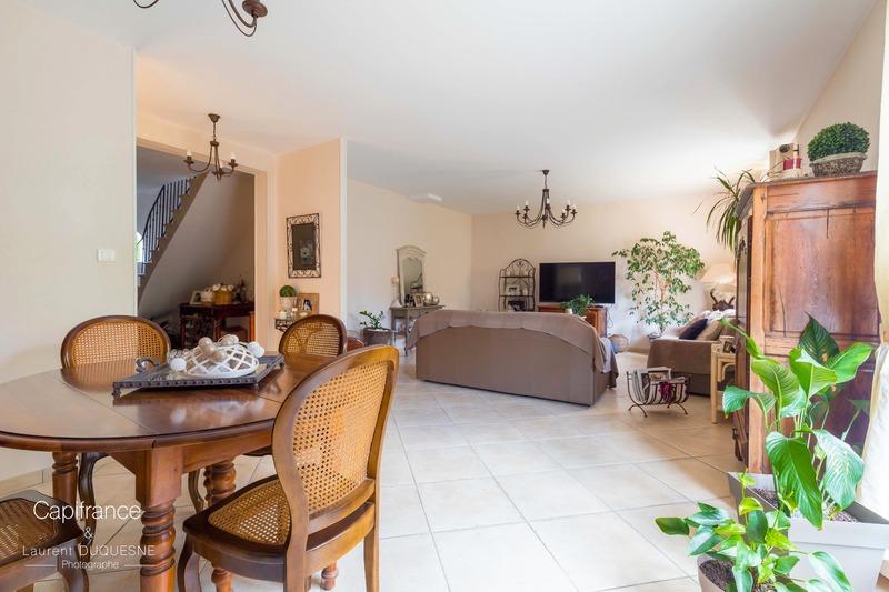 Maison - 166 m² - 7 pièces