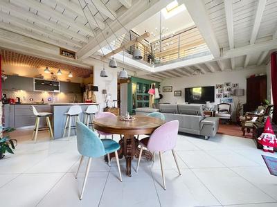 Maison - 192 m² - 6 pièces