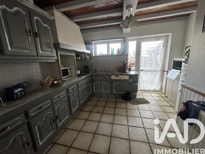 Maison - 102 m² - 5 pièces