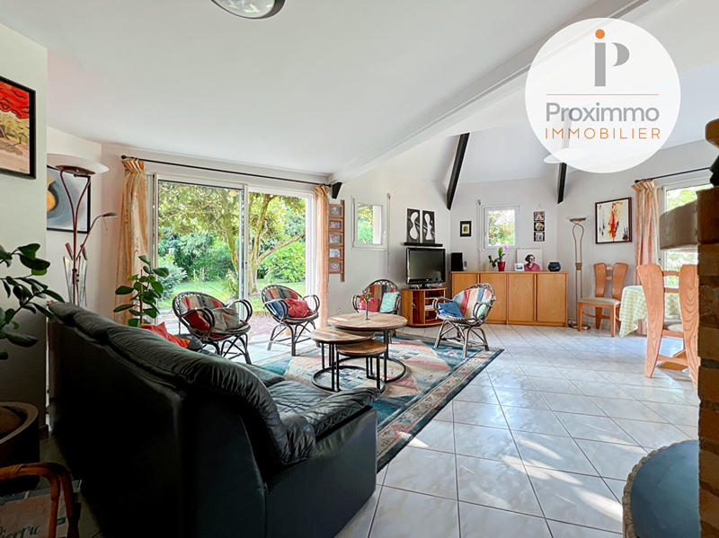 Maison - 190 m² - 10 pièces