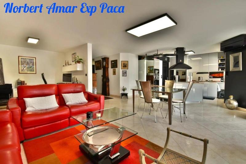 Appartement - 100 m² - 5 pièces