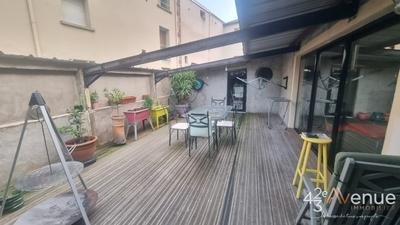 Appartement - 270 m² - 5 pièces
