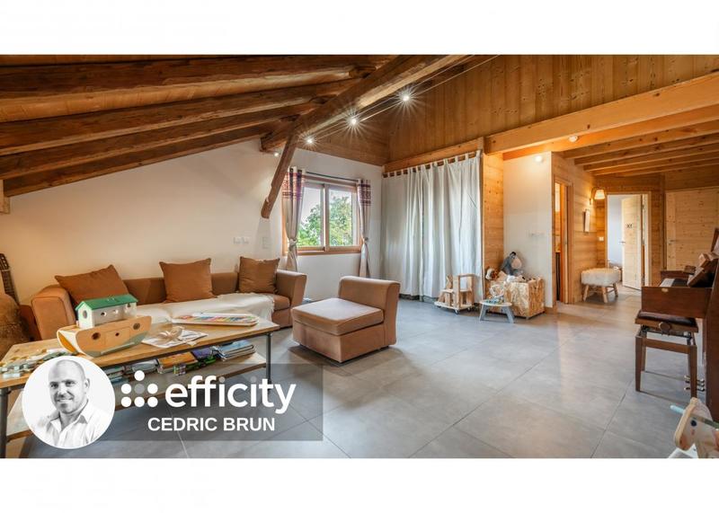 Maison - 280 m² - 7 pièces