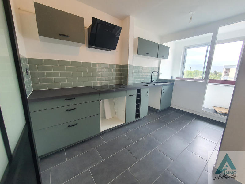 Appartement - 85 m² - 4 pièces