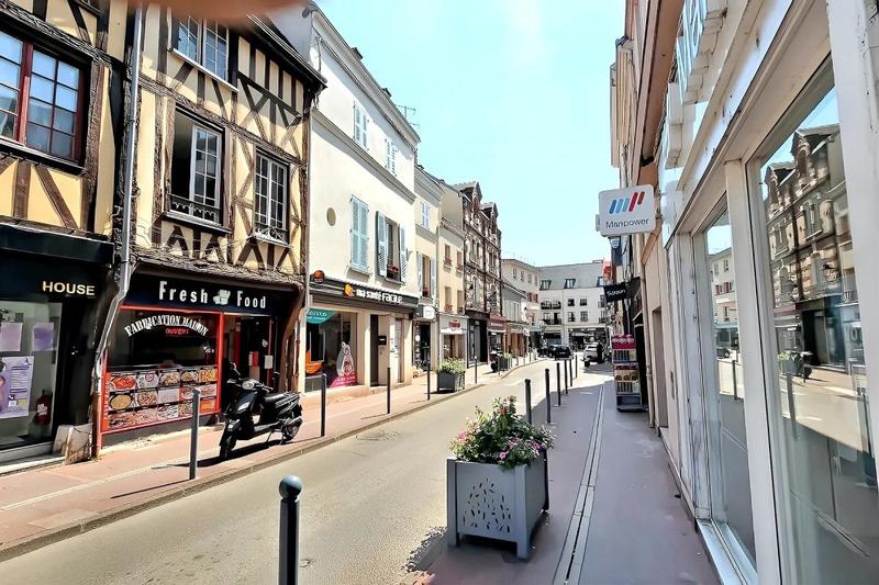 Maison - 186 m² - 6 pièces