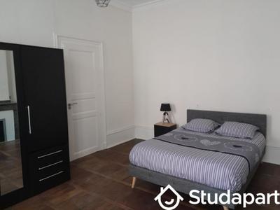 Chambre - 15 m² - 1 pièce