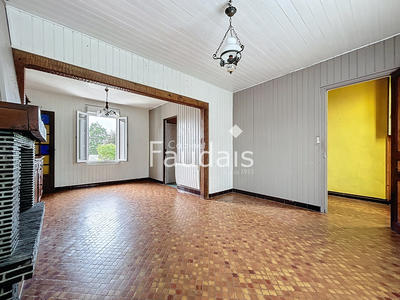 Maison - 111 m² - 6 pièces