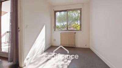 Appartement - 70 m² - 4 pièces