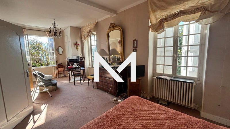 Maison ancienne - 165 m² - 7 pièces