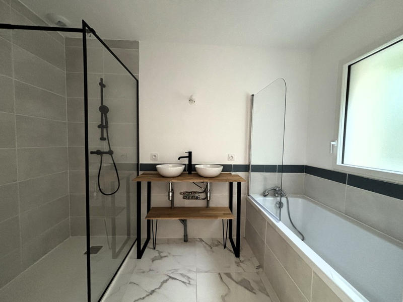 Maison - 166 m² - 5 pièces