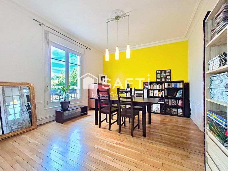 Appartement - 95 m² - 4 pièces